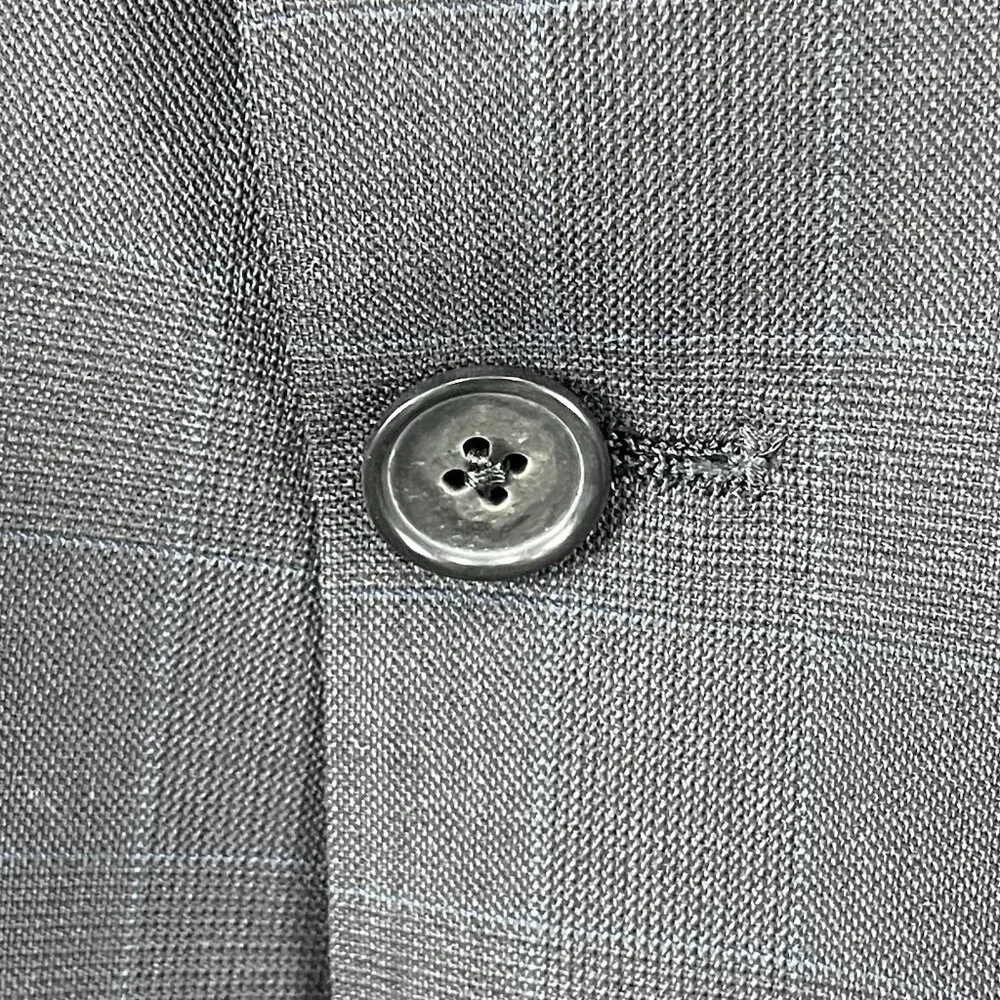 Austin Reed Grey Blue Check 2 Button Vented Blazer Sport Coat USA Made Size 44L